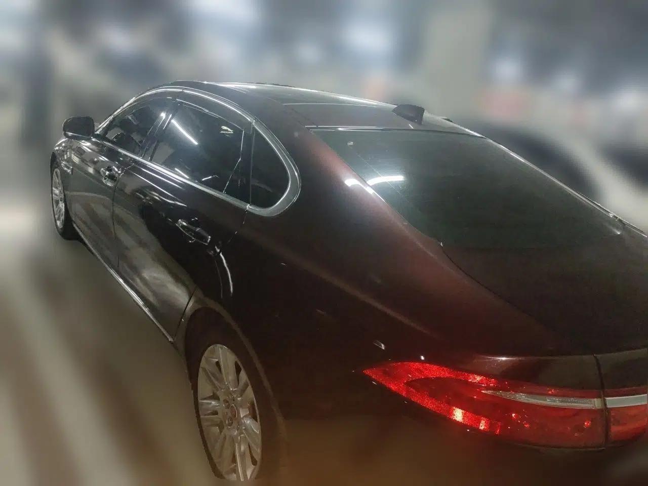 Jaguar XFL 2018 XFL 2.0T 250 PS Premium Edition — миниатюра 4
