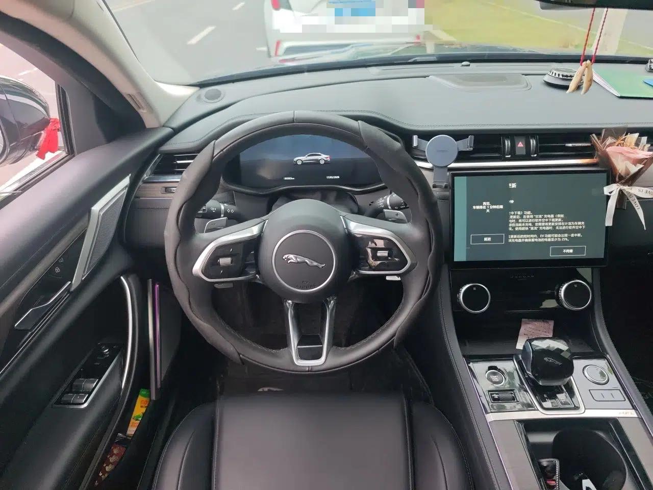 Jaguar XFL 2021 XFL 2.0T P200 Two-Wheel-Drive Elite Luxury Edition — миниатюра 11