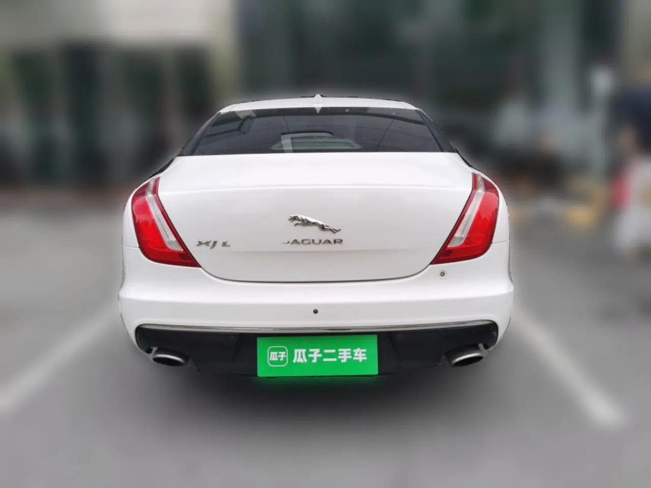 Jaguar XJ 2016 XJL 2.0T Two-Wheel-Drive Elegant Business Edition — миниатюра 5