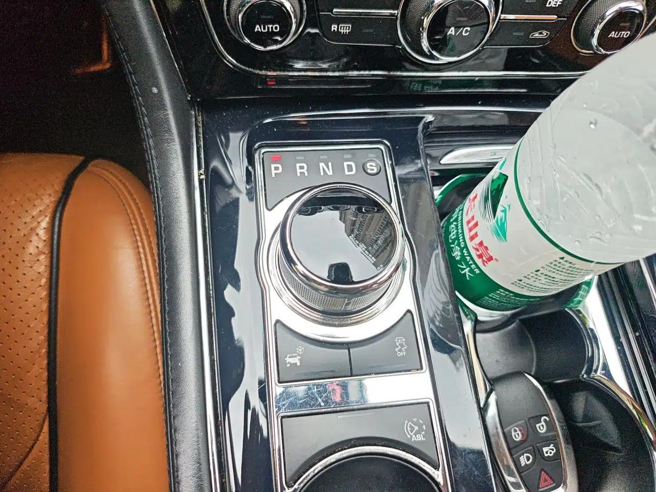 Jaguar XJ 2012 XJL 3.0 Flagship Business Edition — миниатюра 15