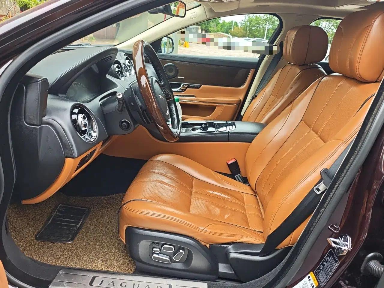 Jaguar XJ 2012 XJL 3.0 Flagship Business Edition — миниатюра 16