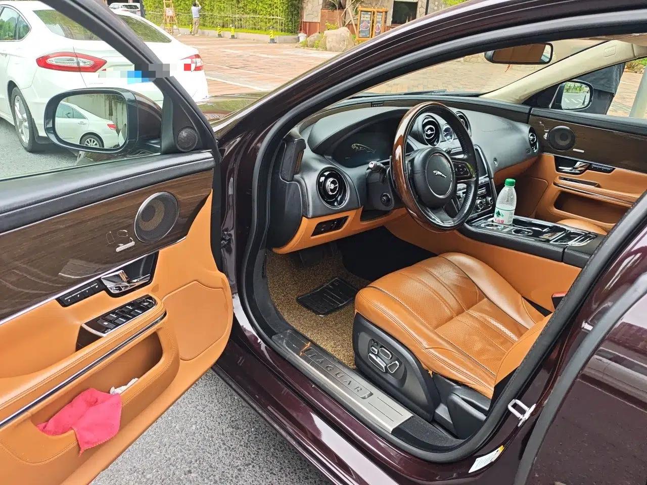 Jaguar XJ 2012 XJL 3.0 Flagship Business Edition — миниатюра 17