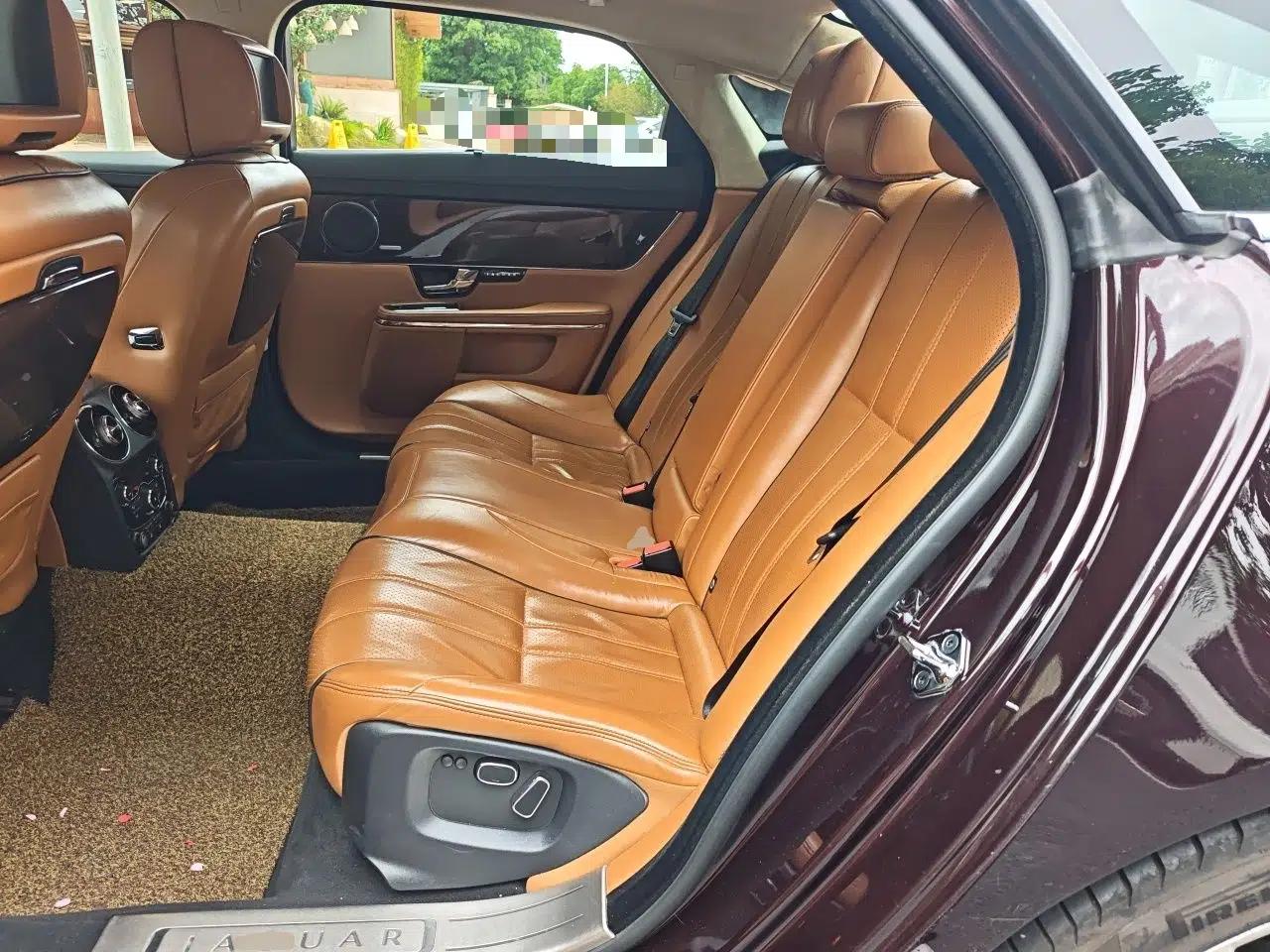 Jaguar XJ 2012 XJL 3.0 Flagship Business Edition — миниатюра 18