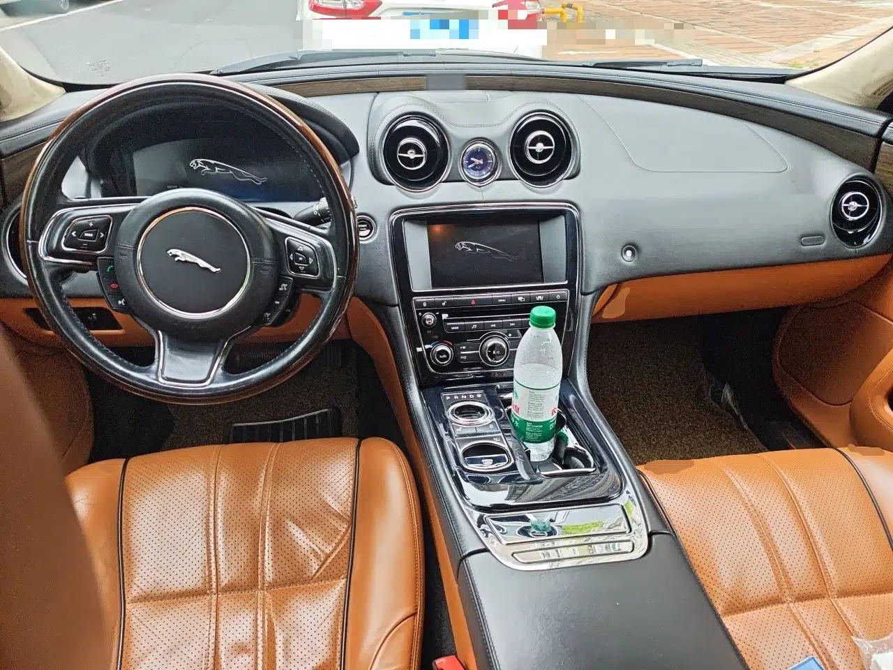 Jaguar XJ 2012 XJL 3.0 Flagship Business Edition — миниатюра 10