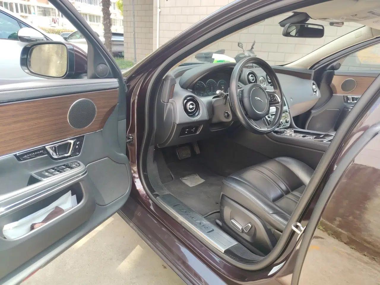 Jaguar XJ 2013 XJL 2.0T Elegance Business Edition — миниатюра 17