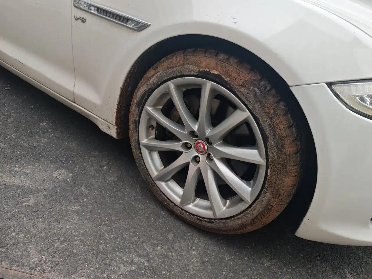 Jaguar XJ 2014 XJL 3.0 SC Four-Wheel Drive Panoramic Business Edition — миниатюра 8