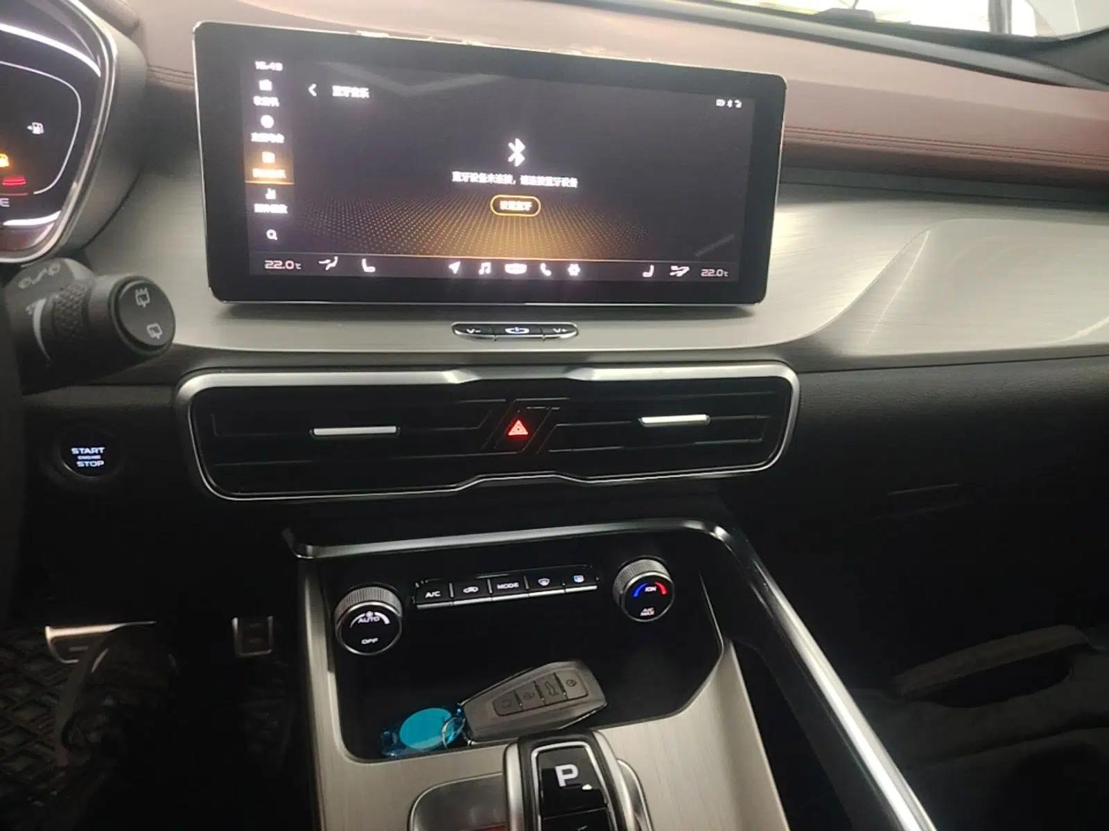 Geely Auto Coolray 2019 Sport Version 260T DCT Battle China VI Standard — миниатюра 13