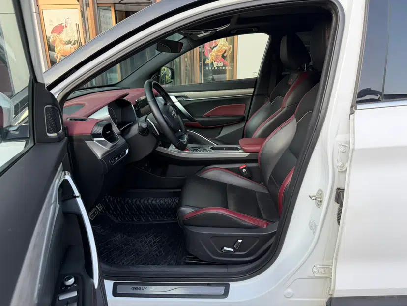 Geely Auto Coolray 2019 Sport Version 260T DCT Battle China VI Standard — миниатюра 21