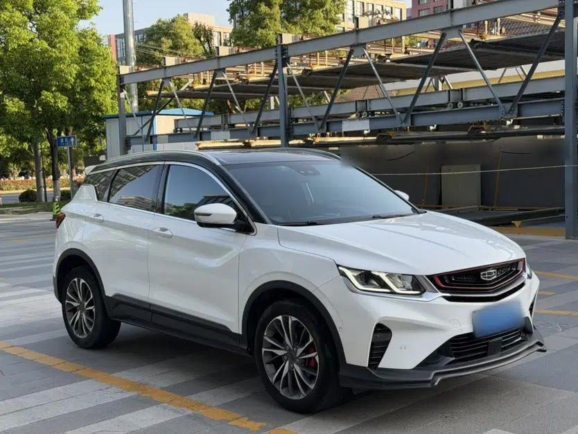 Geely Auto Coolray 2019 Sport Version 260T DCT Battle China VI Standard — миниатюра 7
