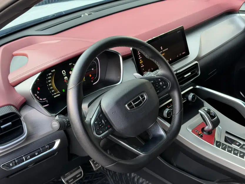 Geely Auto Coolray 2019 Sport Version 260T DCT Battle China VI Standard — миниатюра 10
