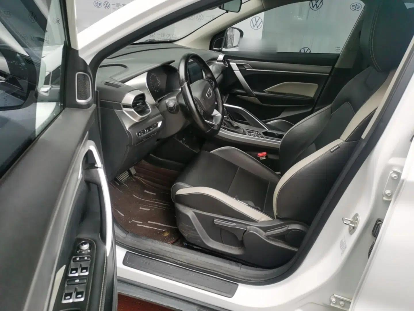 Geely Auto Coolray 2020 PRO 240T DCT Hunter — миниатюра 18