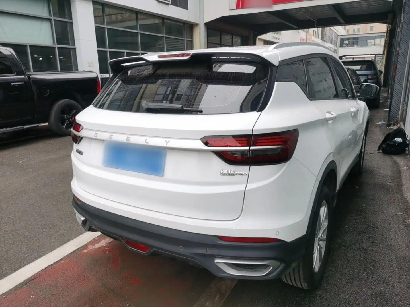 Geely Auto Coolray 2020 PRO 240T DCT Hunter — миниатюра 6