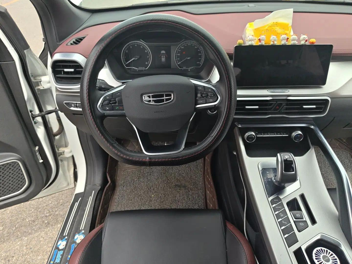 Geely Auto Coolray 2020 PRO 260T DCT Knight — миниатюра 11