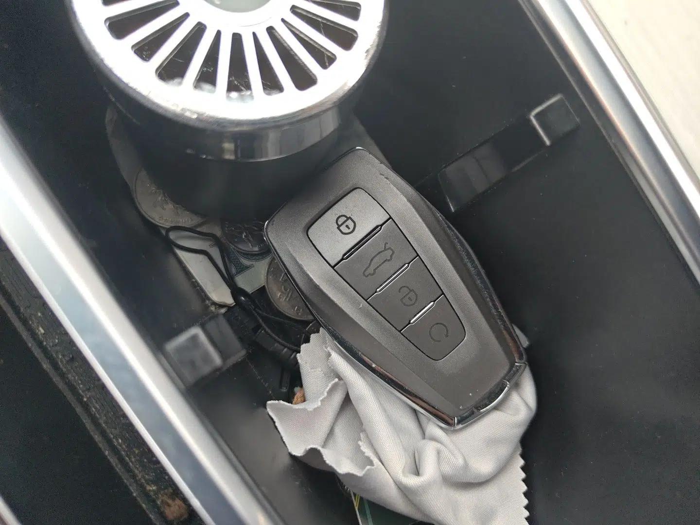 Geely Auto Coolray 2020 PRO 260T DCT Knight — миниатюра 9
