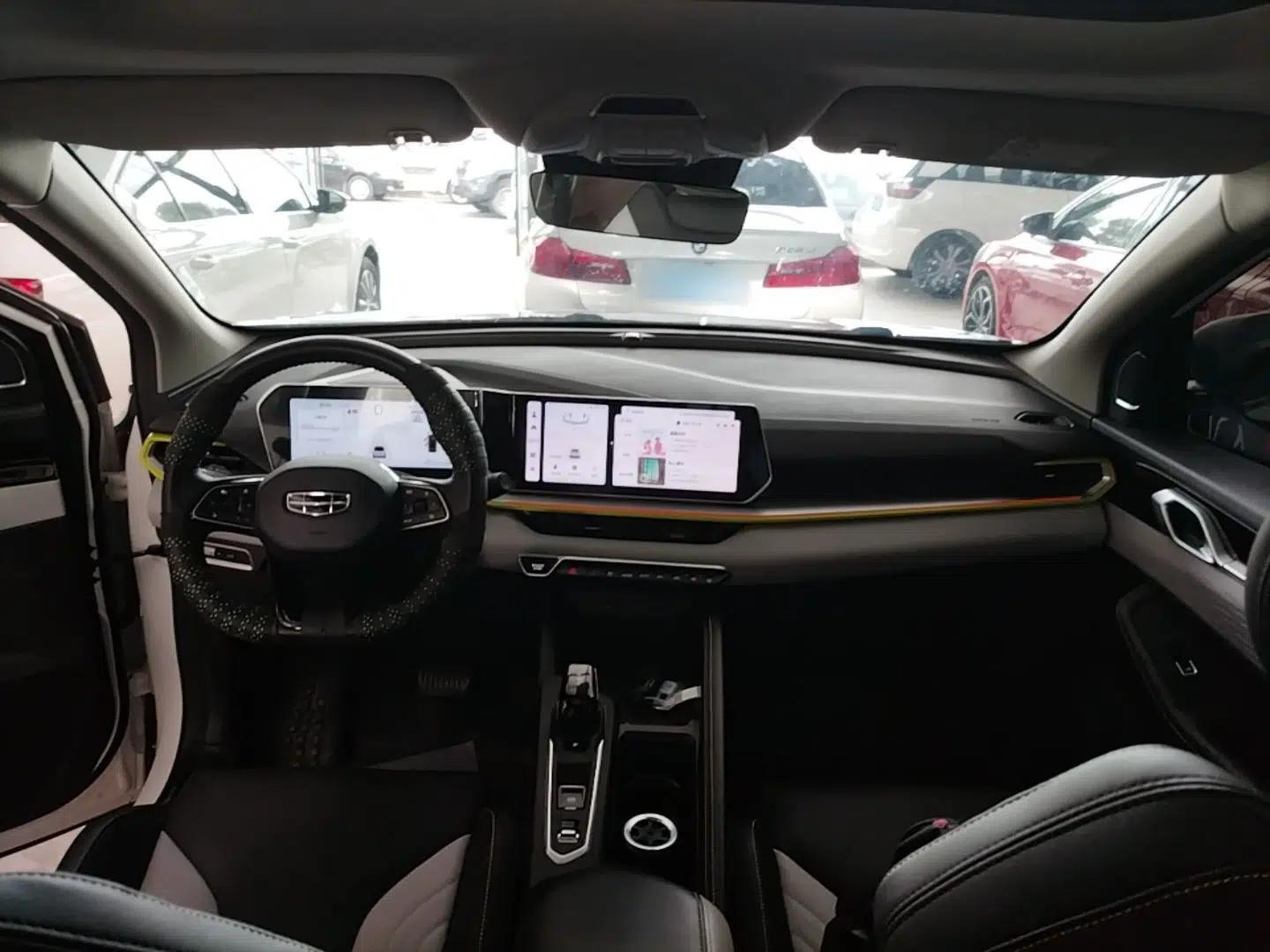 Geely Auto Coolray 2022 Bin Yue COOL 1.5TD DCT Ignite Edition — миниатюра 13