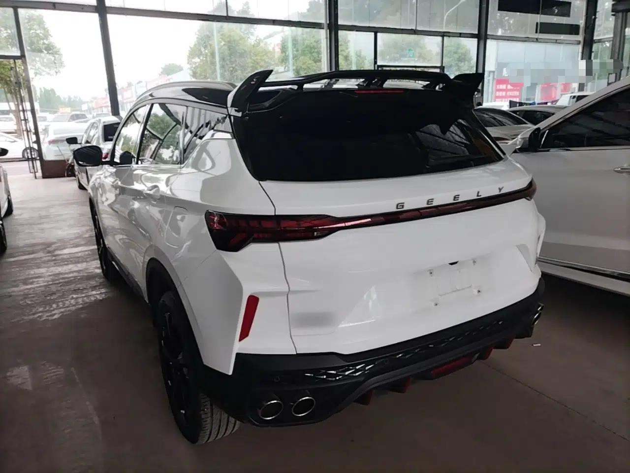 Geely Auto Coolray 2022 Bin Yue COOL 1.5TD DCT Ignite Edition — миниатюра 4