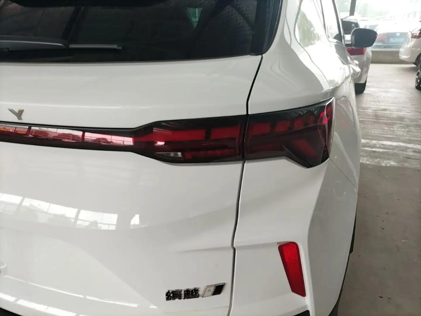 Geely Auto Coolray 2022 Bin Yue COOL 1.5TD DCT Ignite Edition — миниатюра 7