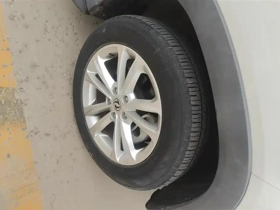 Fengguang S560 2018 Model 1.8L Manual Urban 5-Seater — миниатюра 6