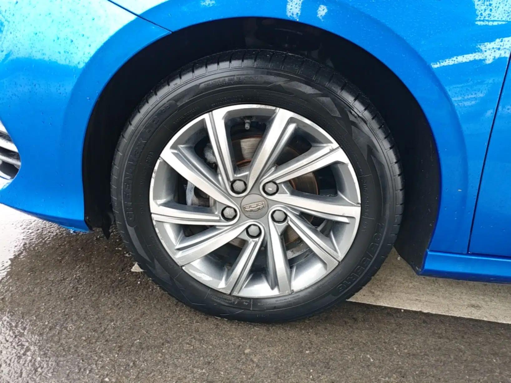 Geely Auto Binray 2018 14T CVT Colorful Edition — миниатюра 9