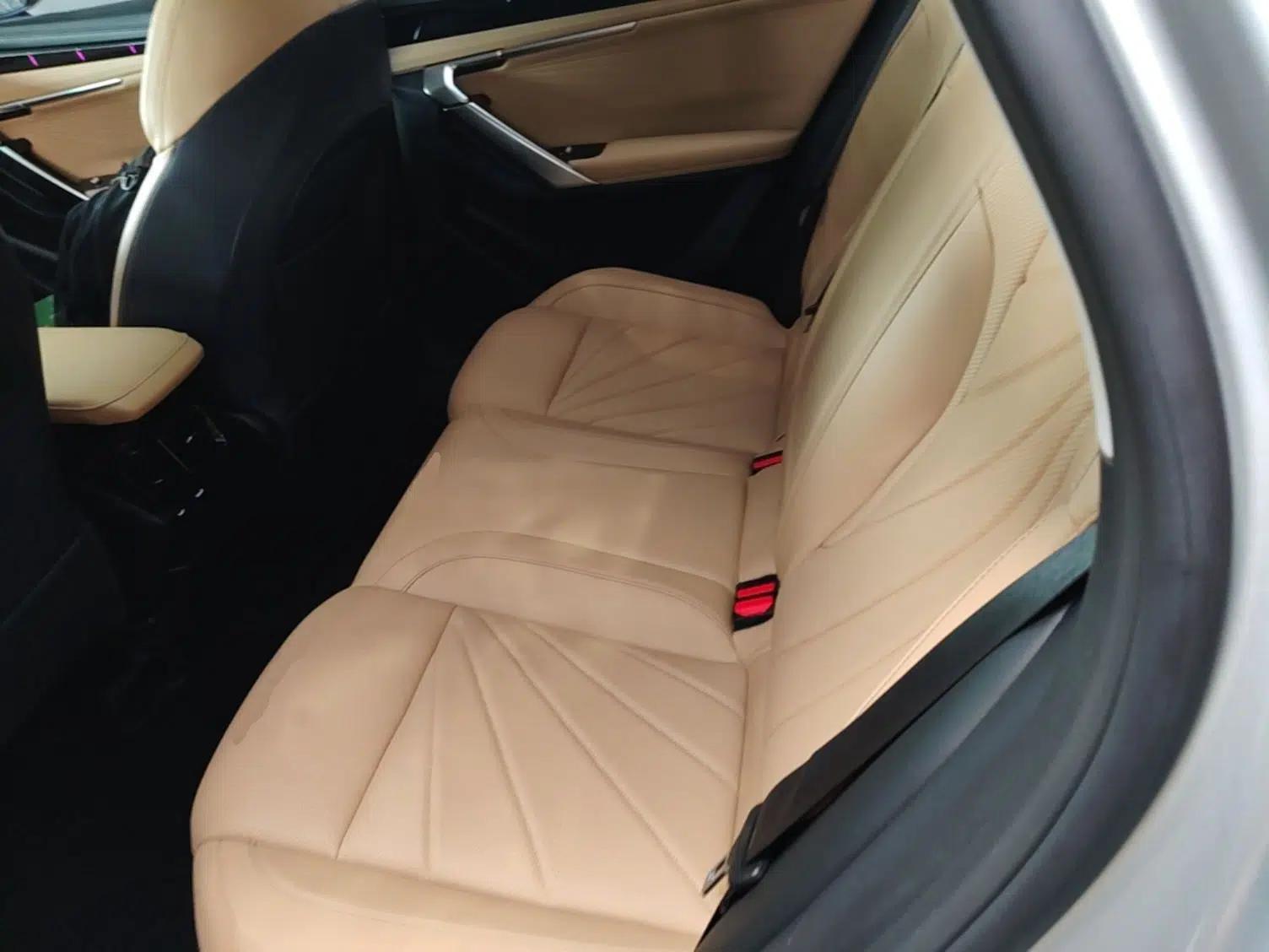 Geely Auto FX11 2023 1.5TD DCT Prestige Edition — миниатюра 20