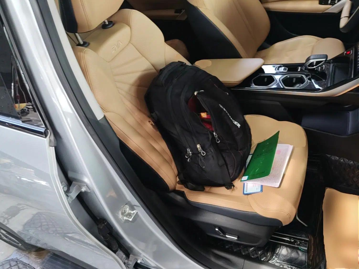 Geely Auto FX11 2023 1.5TD DCT Prestige Edition — миниатюра 23