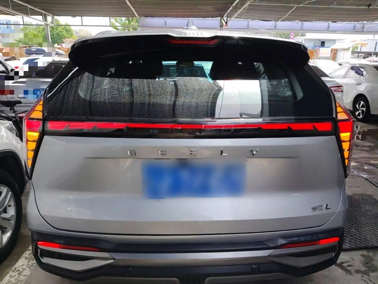 Geely Auto FX11 2023 1.5TD DCT Prestige Edition — миниатюра 5