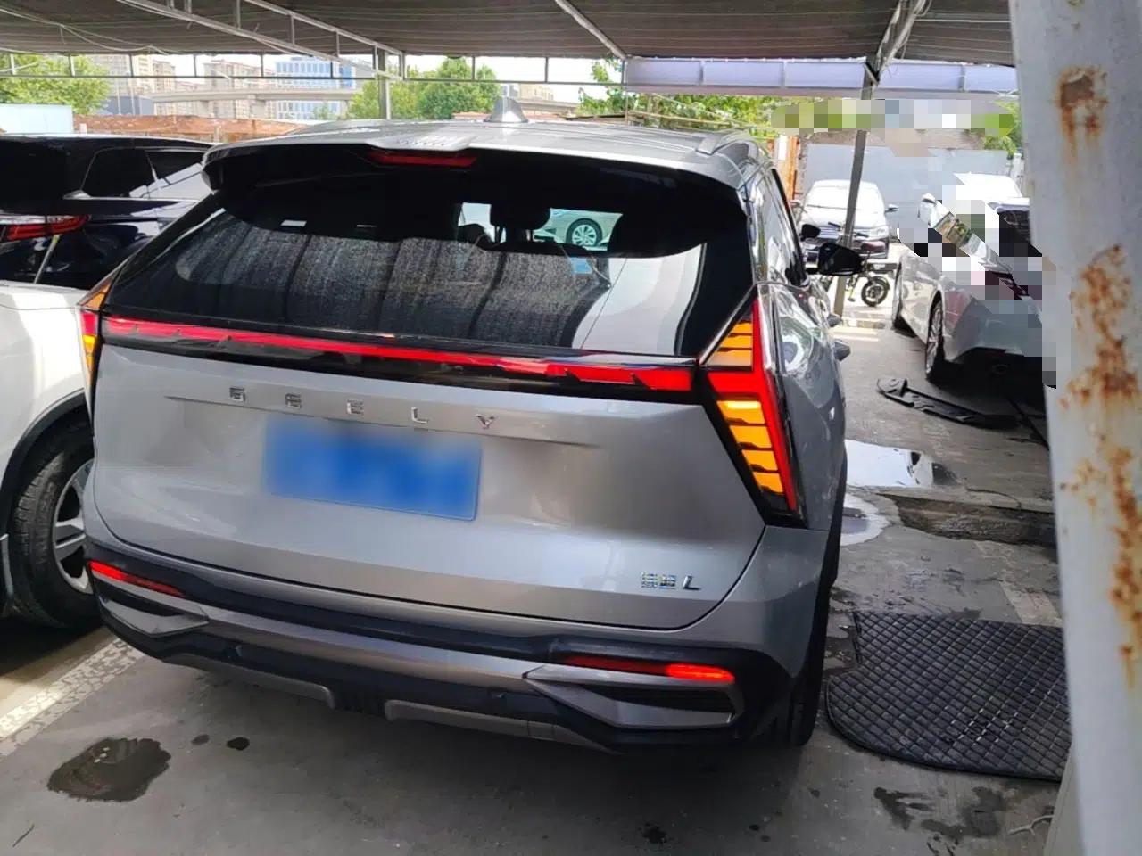 Geely Auto FX11 2023 1.5TD DCT Prestige Edition — миниатюра 6