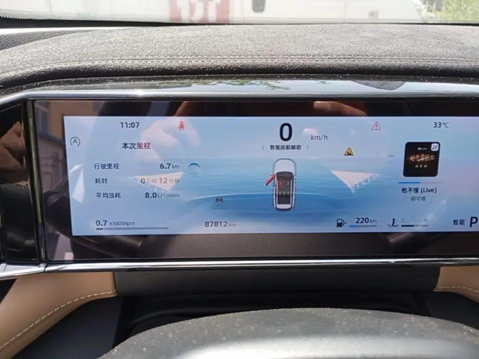 Geely Auto FX11 2023 1.5TD DCT Prestige Edition — миниатюра 15