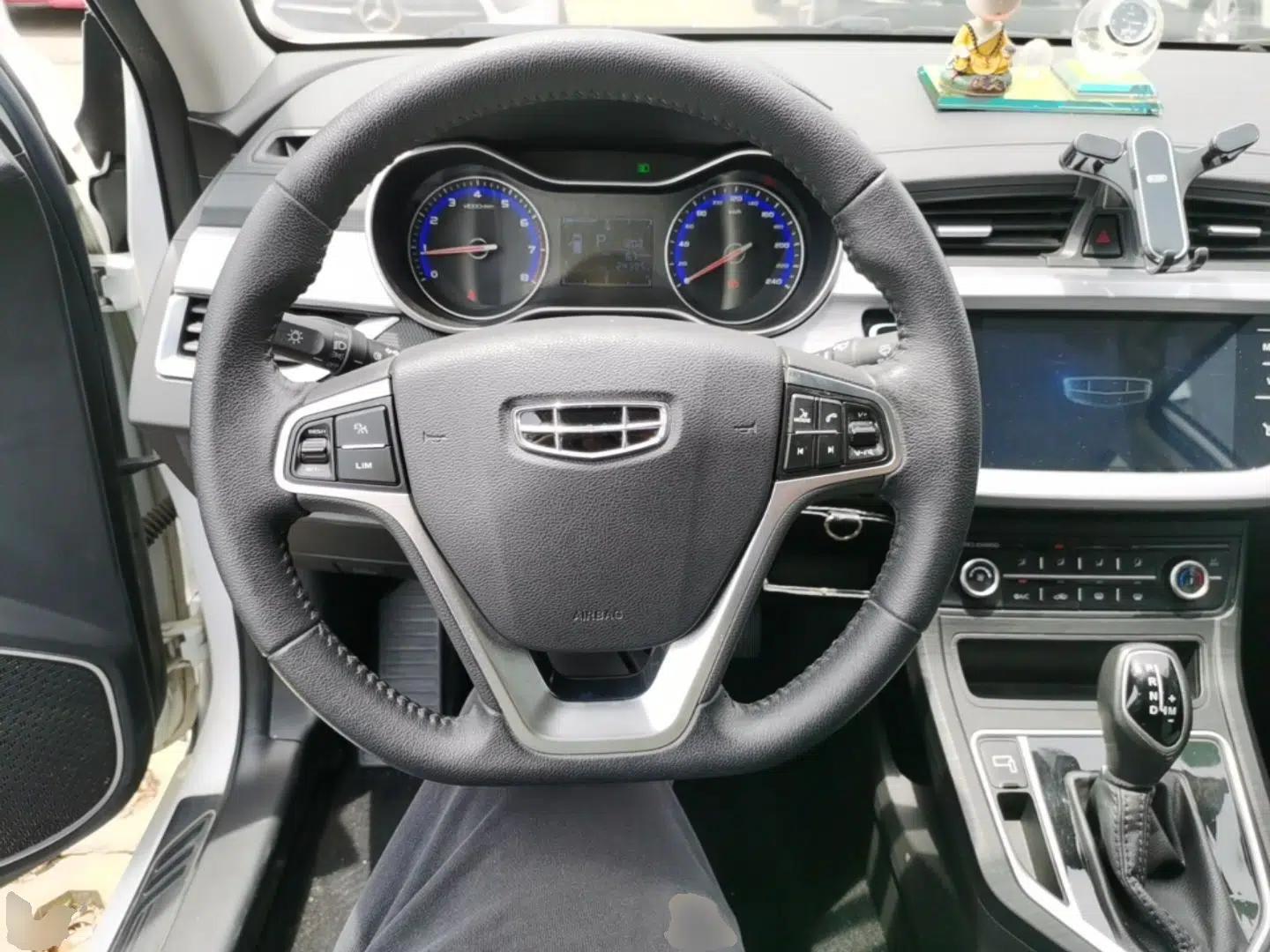 Geely Auto Vision 2020 1.5L CVT Asian Games Edition — миниатюра 14
