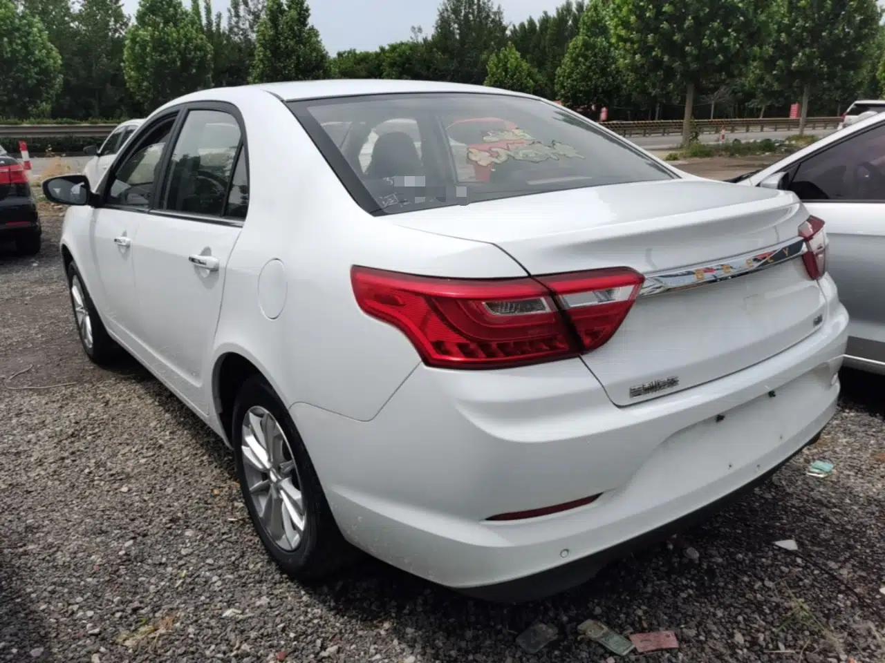 Geely Auto Vision 2020 Revised 1.5L Manual Asian Games Edition — миниатюра 4