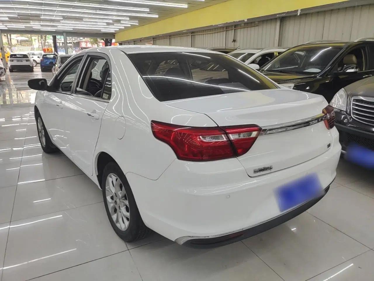 Geely Auto Vision 2018 1.5L Manual Happiness Edition — миниатюра 4