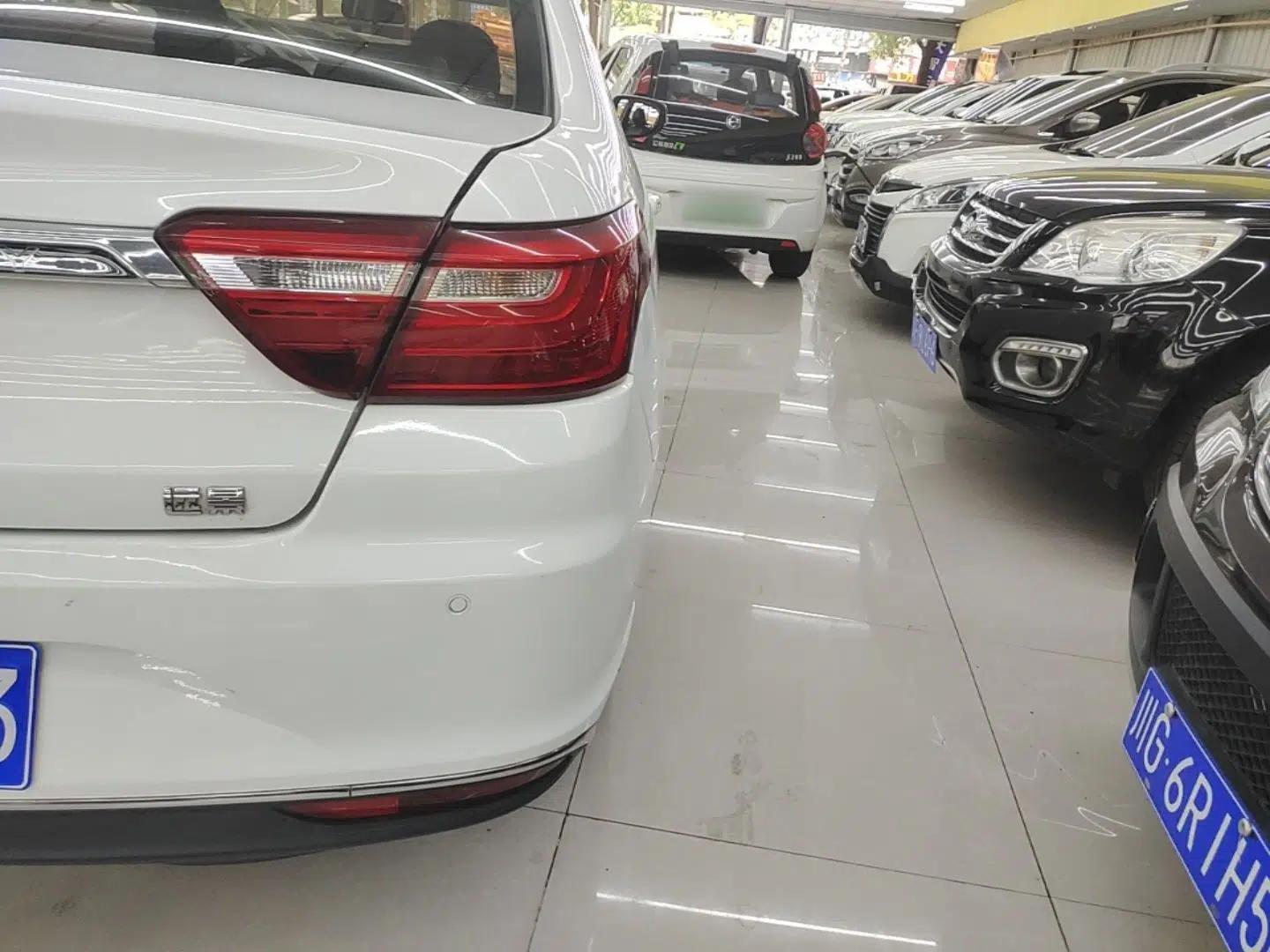 Geely Auto Vision 2018 1.5L Manual Happiness Edition — миниатюра 7