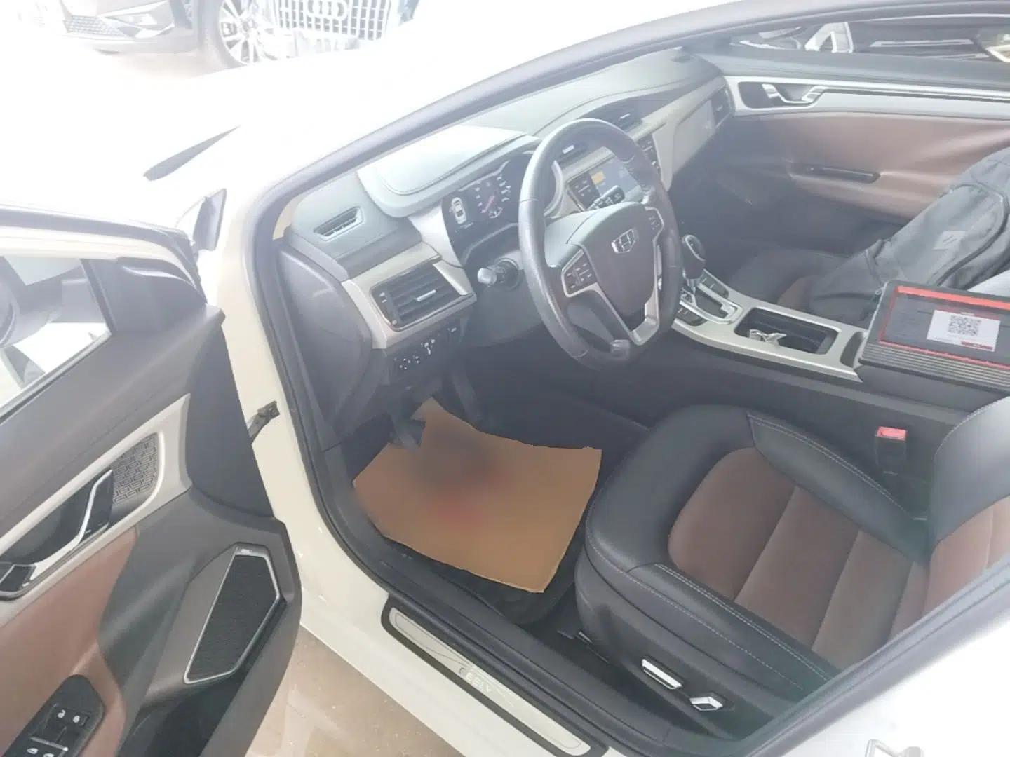 Geely Auto Emgrand GL 2017 1.3T DCT Luxury Model — миниатюра 19
