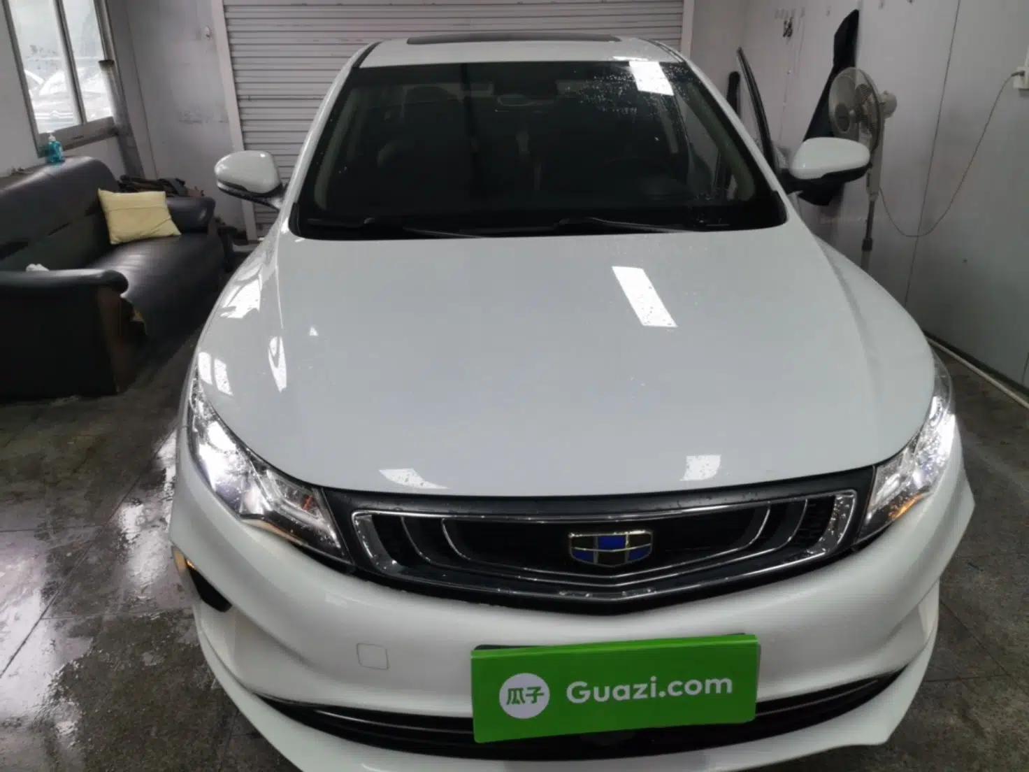 Geely Auto Emgrand GL 2018 1.4T DCT Prestige Smart Connectivity Version — миниатюра 2