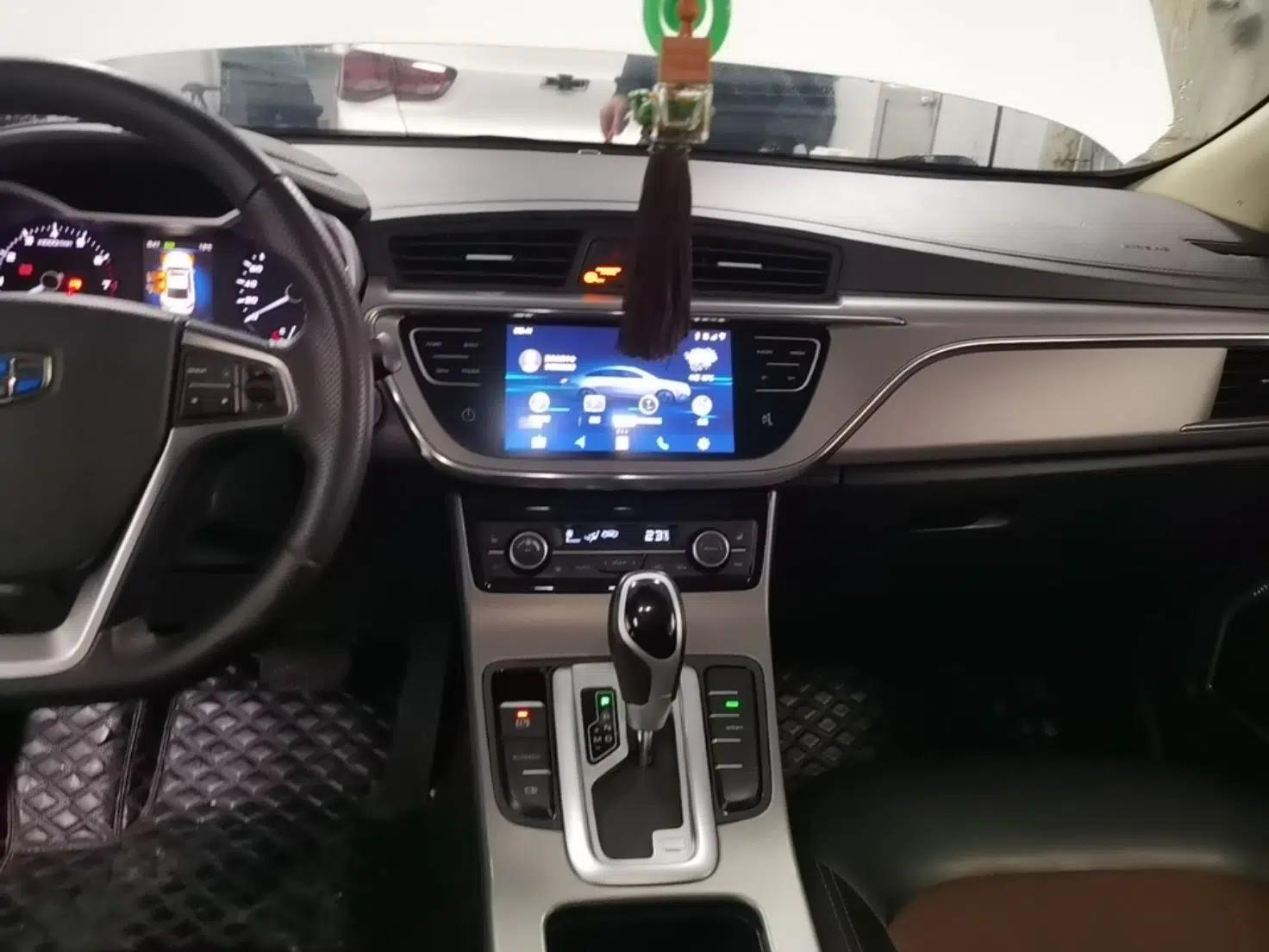 Geely Auto Emgrand GL 2018 1.4T DCT Prestige Smart Connectivity Version — миниатюра 16