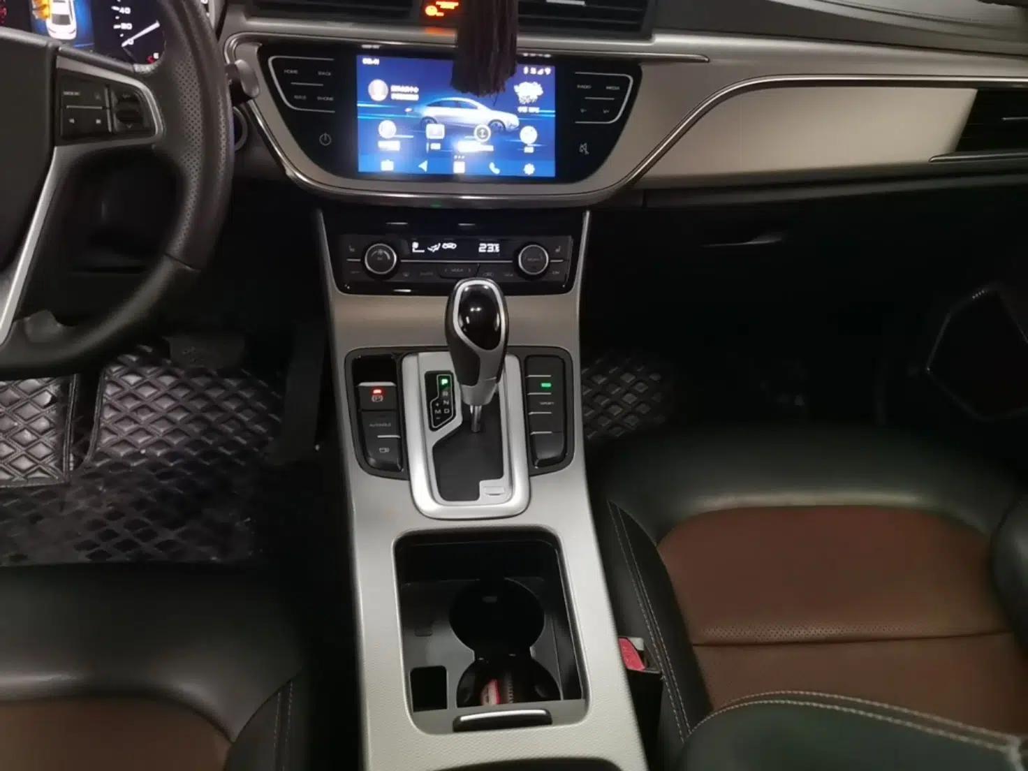 Geely Auto Emgrand GL 2018 1.4T DCT Prestige Smart Connectivity Version — миниатюра 17