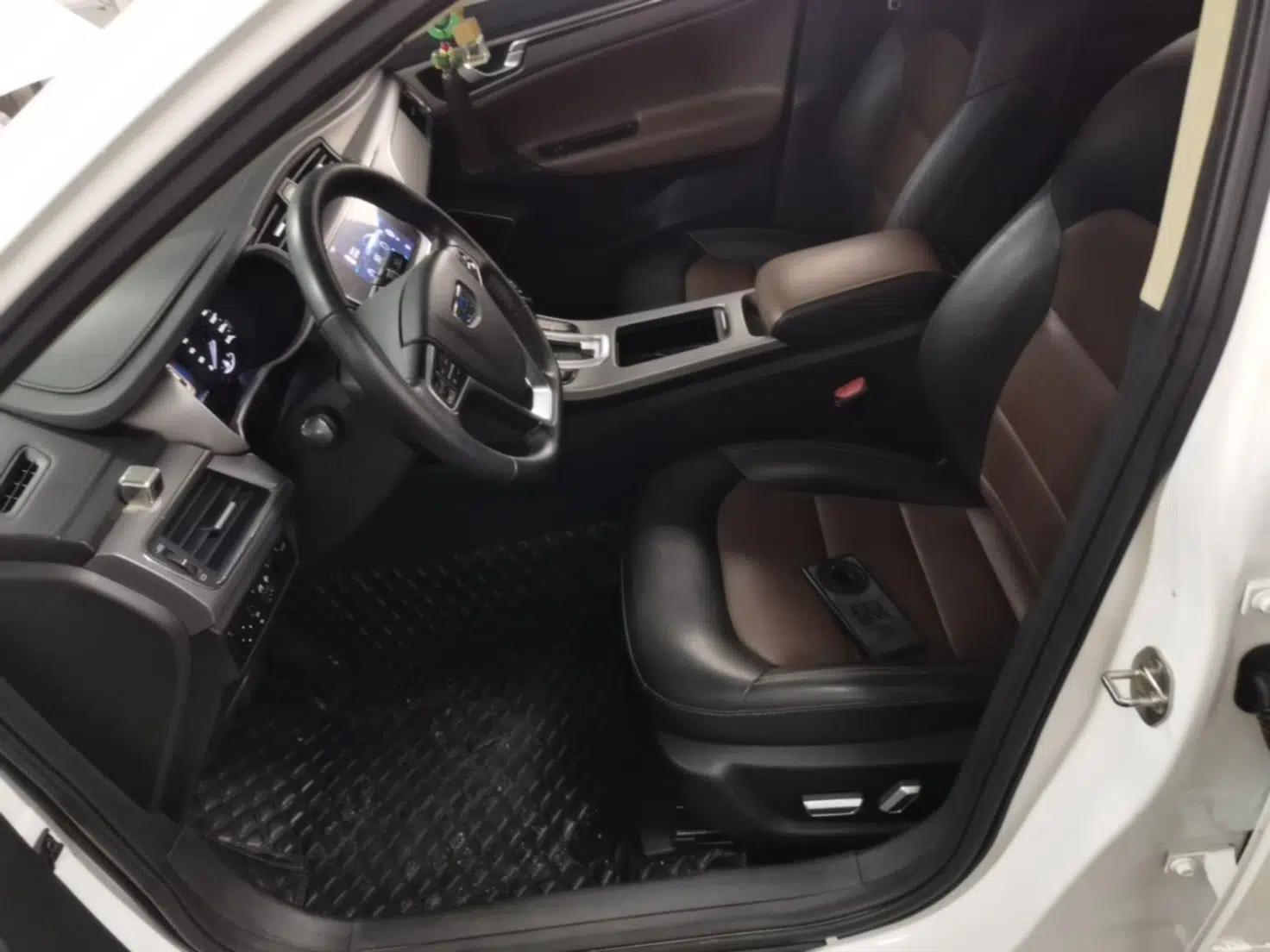 Geely Auto Emgrand GL 2018 1.4T DCT Prestige Smart Connectivity Version — миниатюра 18