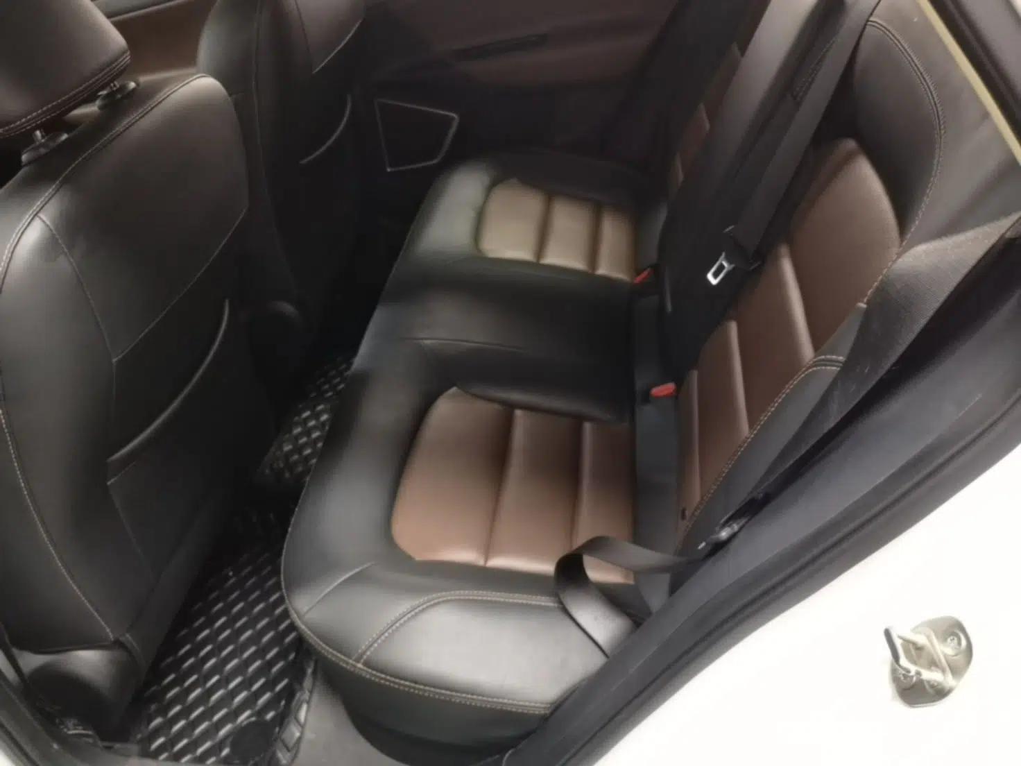 Geely Auto Emgrand GL 2018 1.4T DCT Prestige Smart Connectivity Version — миниатюра 20