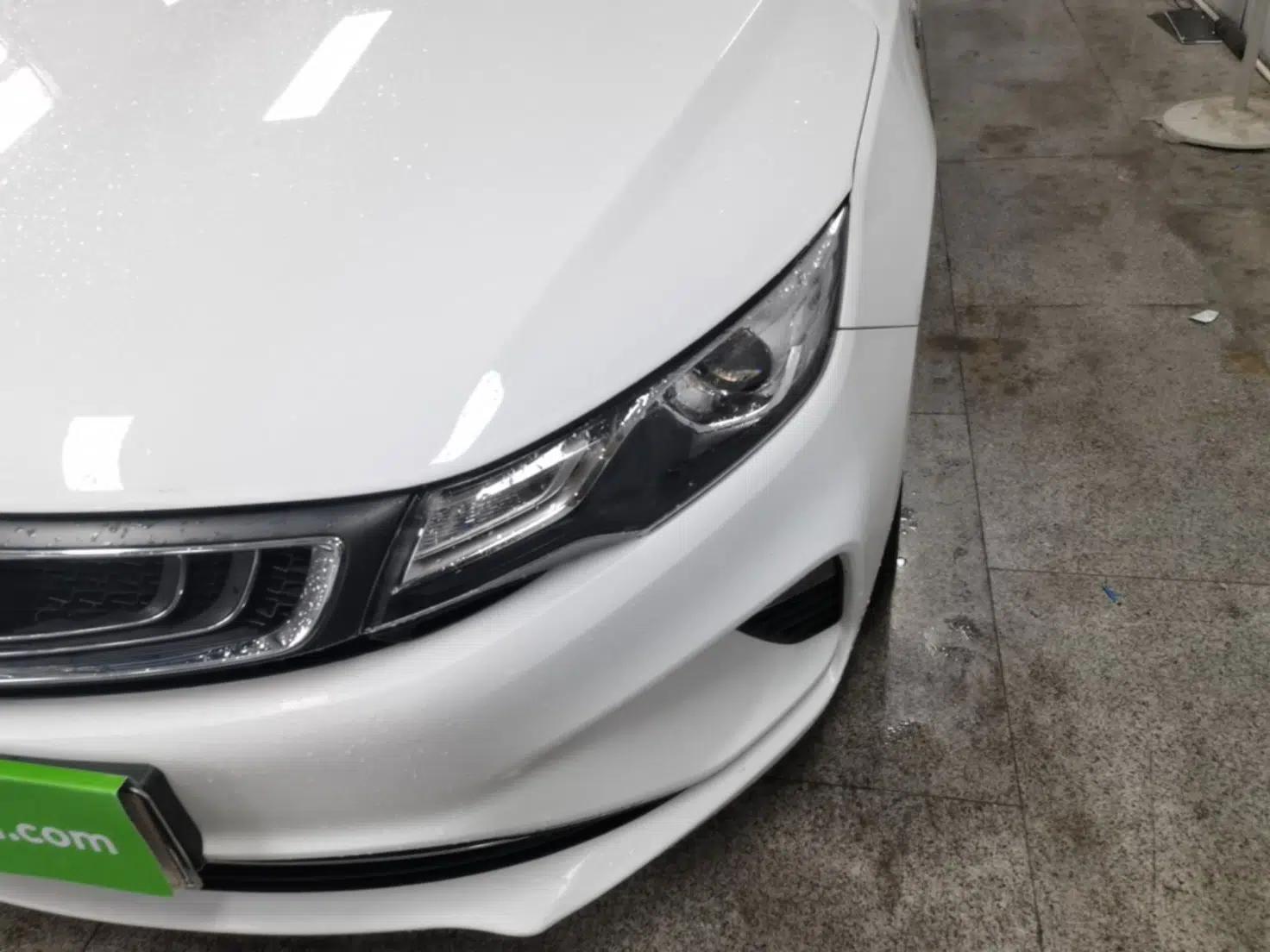 Geely Auto Emgrand GL 2018 1.4T DCT Prestige Smart Connectivity Version — миниатюра 9