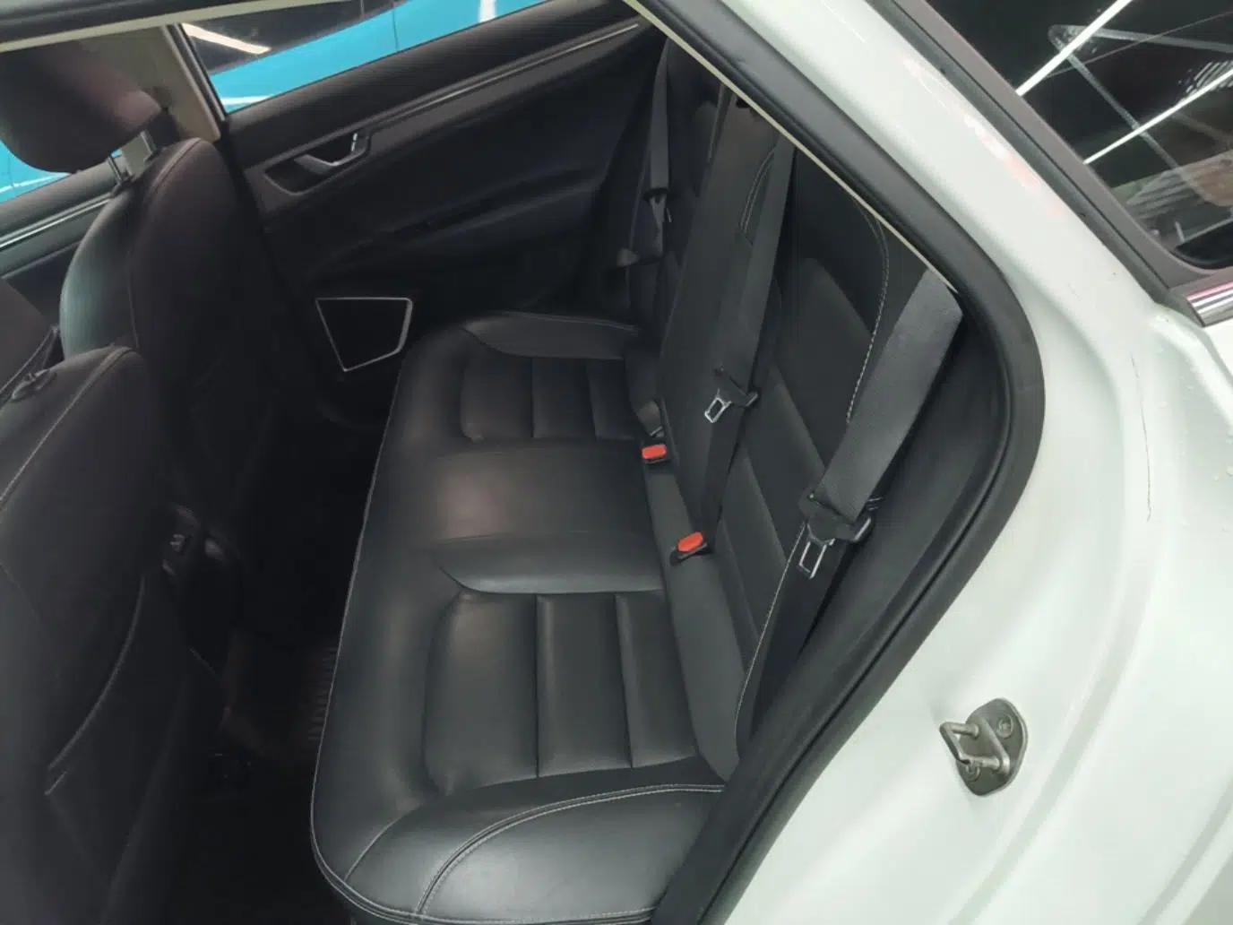 Geely Auto Emgrand GL 2018 1.8L DCT Elite Smart Connectivity Version — миниатюра 20