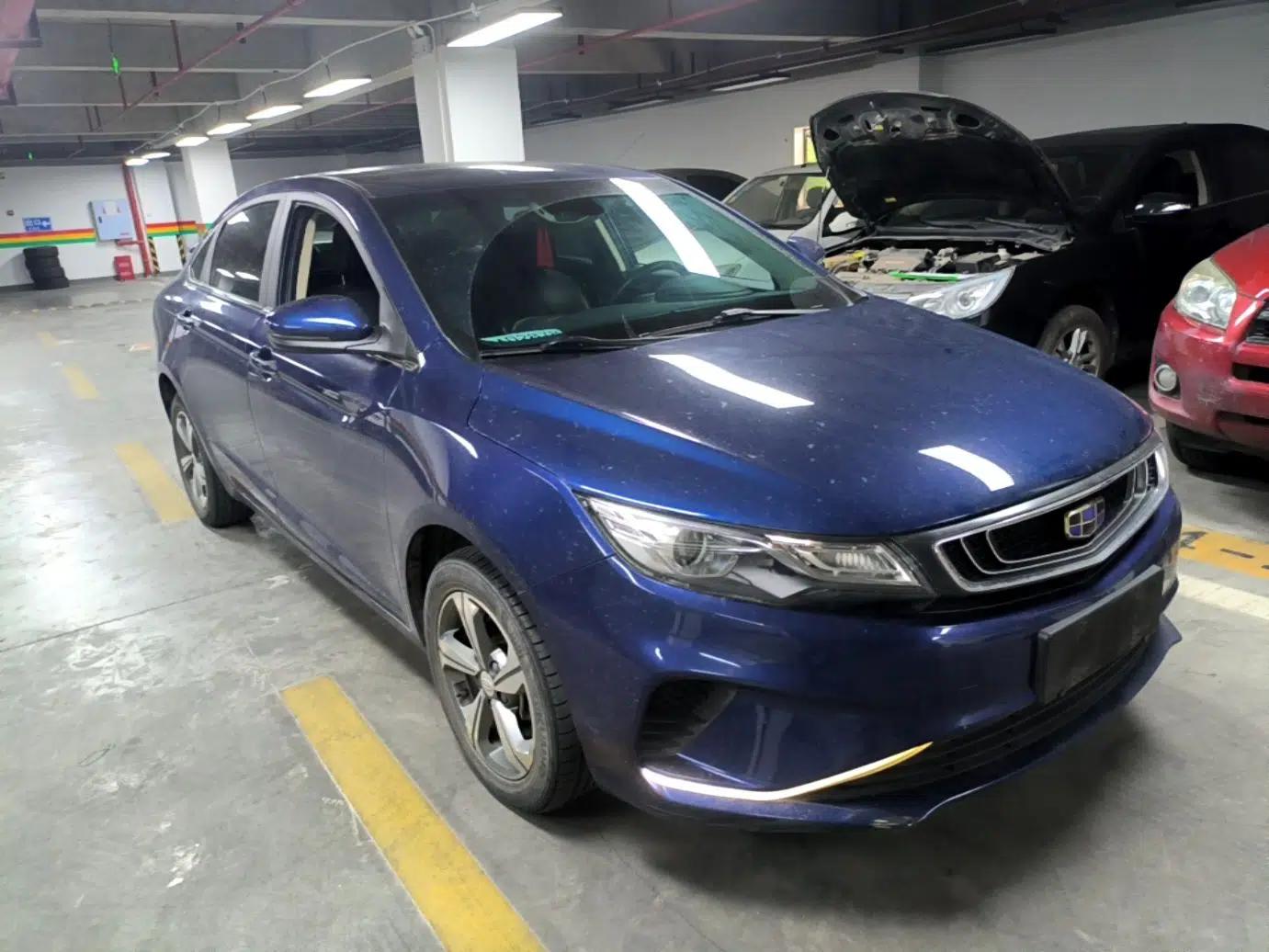 Geely Auto Emgrand GL 2018 1.8L Manual Elite Smart Connectivity Version — миниатюра 3
