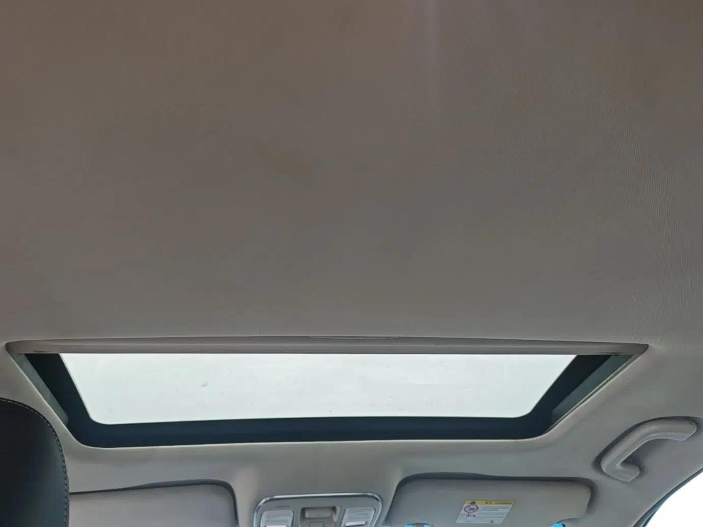 Geely Auto Emgrand GL 2017 1.8L Manual Elite Model — миниатюра 21