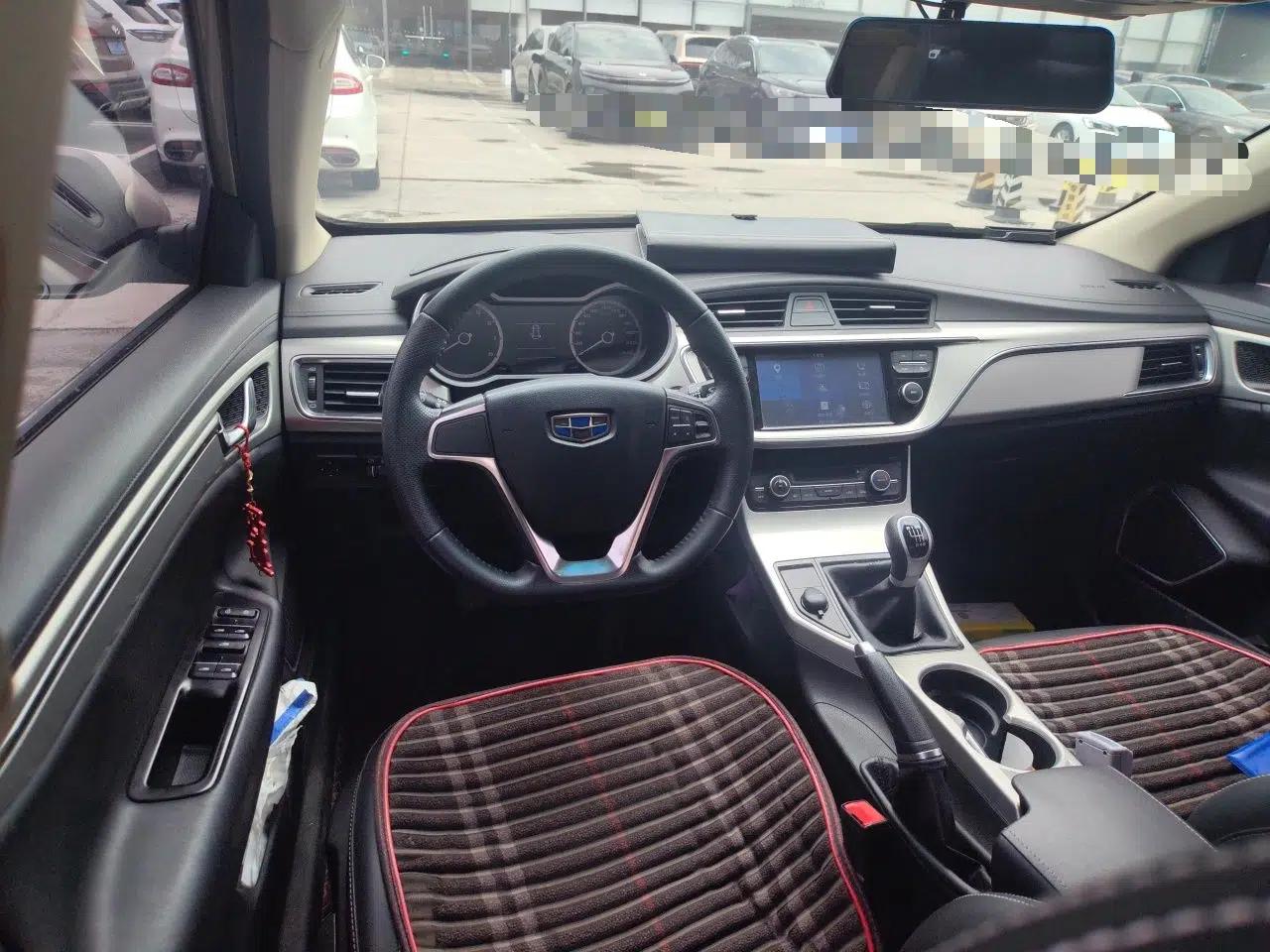 Geely Auto Emgrand GL 2017 1.8L Manual Elite Model — миниатюра 11