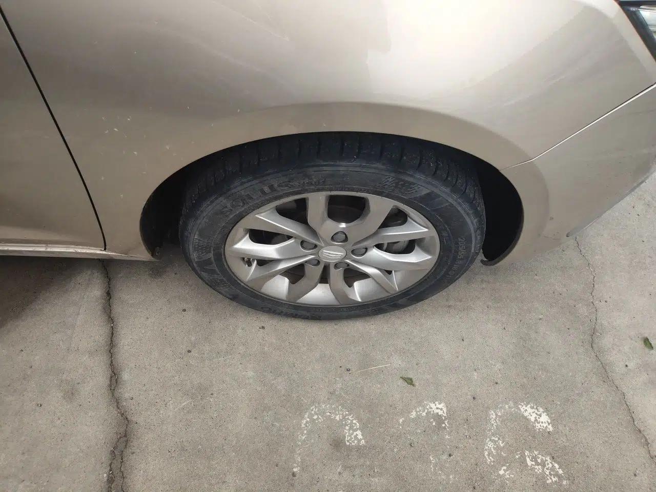 Geely Auto Emgrand GL 2017 1.8L Manual Elite Model — миниатюра 8