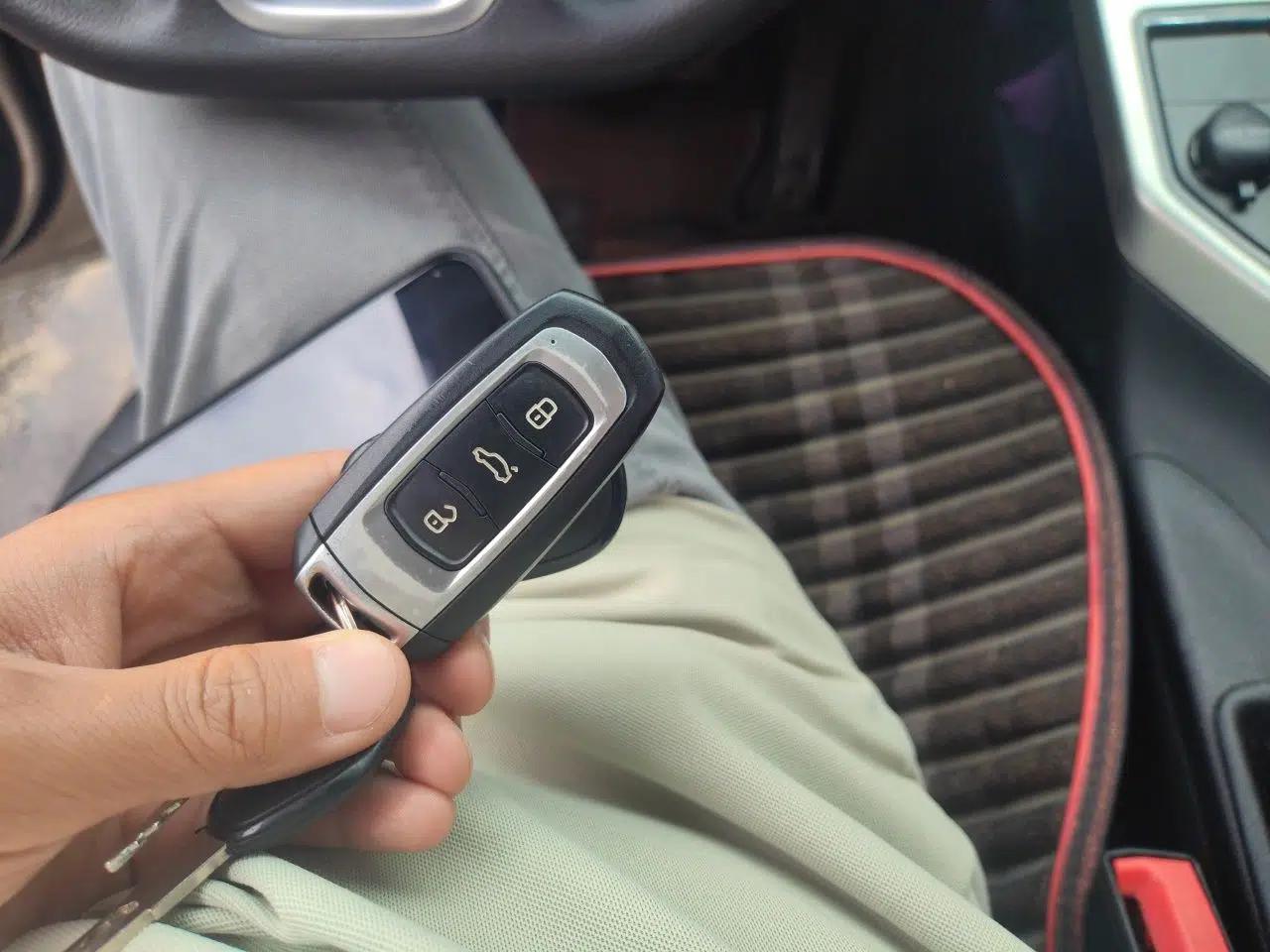 Geely Auto Emgrand GL 2017 1.8L Manual Elite Model — миниатюра 9