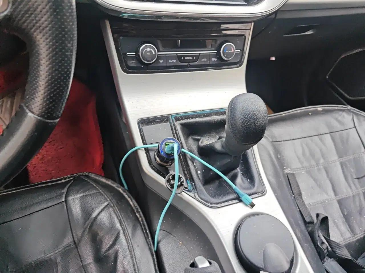 Geely Auto Emgrand GL 2017 1.8L Manual Elite Model — миниатюра 15