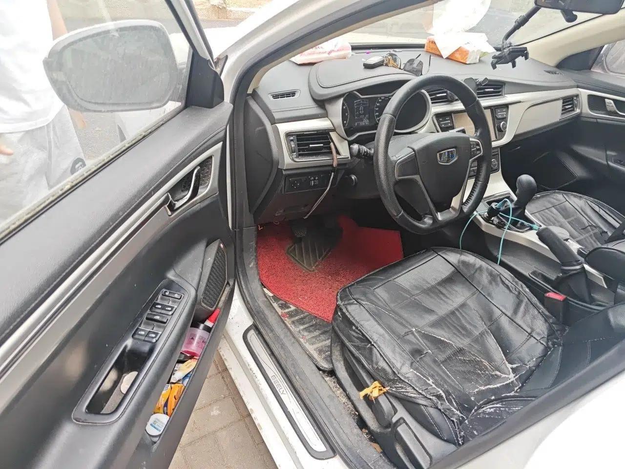 Geely Auto Emgrand GL 2017 1.8L Manual Elite Model — миниатюра 17