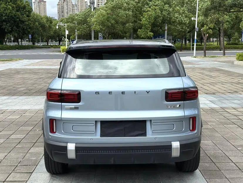 Geely Auto icon 2023 1.5TD Chocolate Smoothie Edition — миниатюра 17