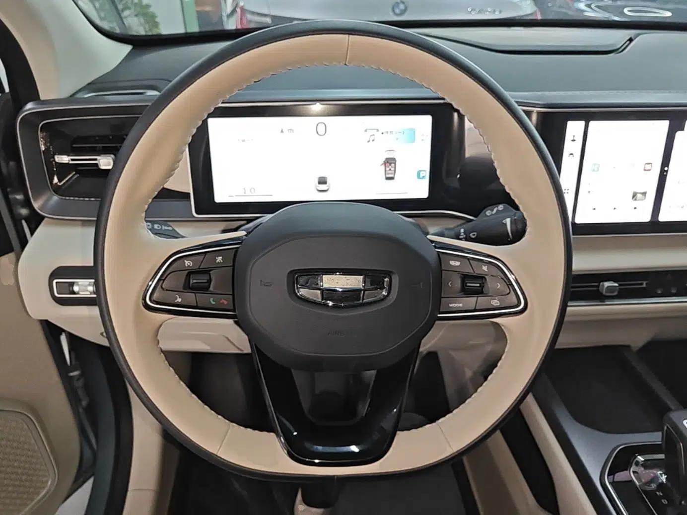 Geely Auto icon 2023 1.5TD Chocolate Smoothie Edition — миниатюра 19