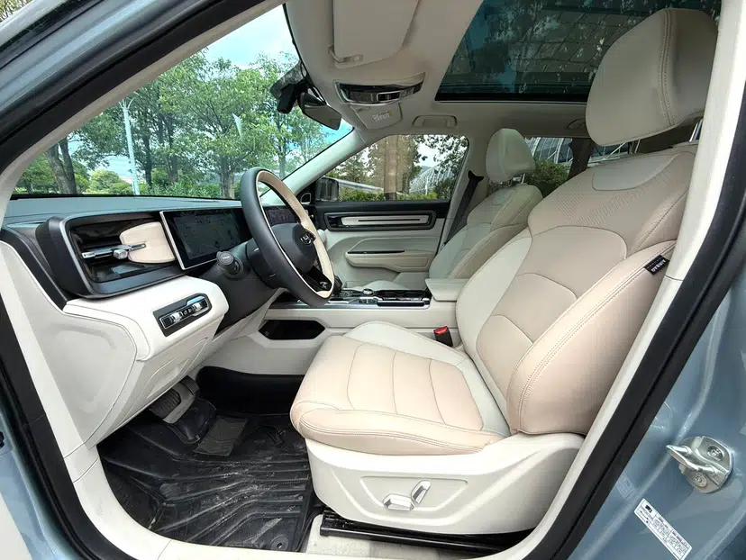 Geely Auto icon 2023 1.5TD Chocolate Smoothie Edition — миниатюра 29
